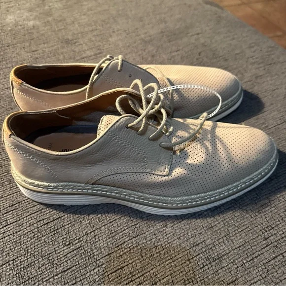 NWT Johnston & Murphy Upton Perfed Plain Toe Color: Taupe Nubuck Sz 8,5 (no box) - Picture 7 of 12
